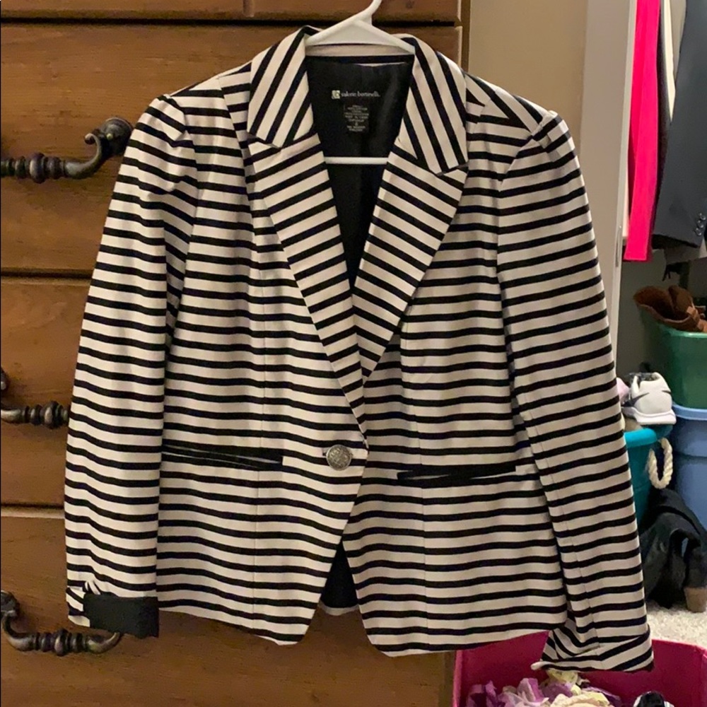 Valerie Bertinelli Black and White Striped Blazer
